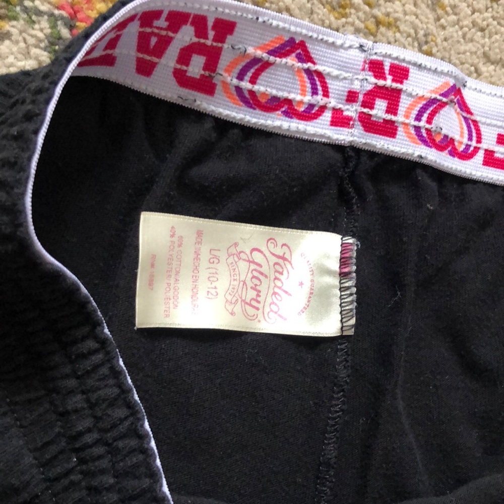 🧜🏼‍♀️3 for $15 item!🧜🏼‍♀️ - Picture 2 of 3